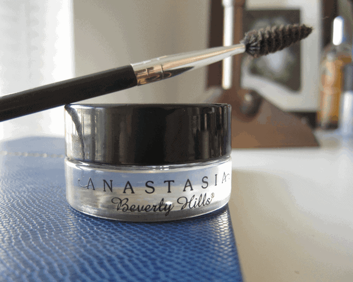 Anastasia Beverly Hills Dipbrow Pomade in Ash Brown