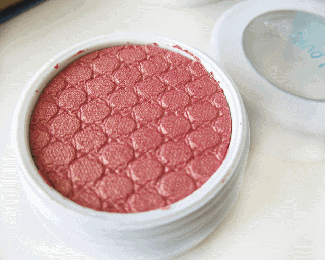 colourpop shark attack shadow swatch review colourpop shark attack shadow swatch review