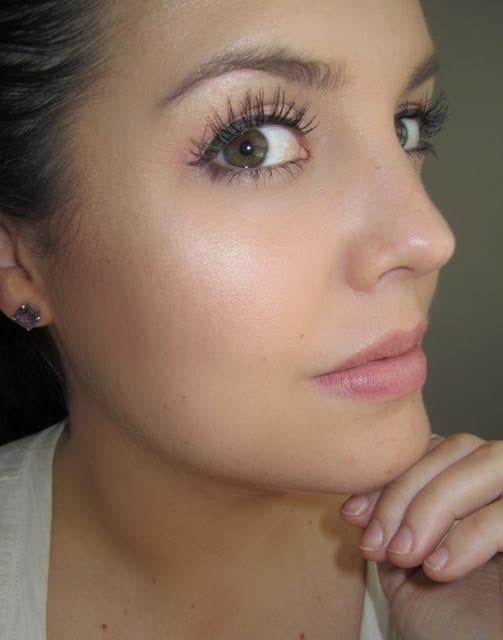 What is strobing. Strobing products and brushes. Highlighting. What is strobing. Strobing products and brushes. Highlighting.