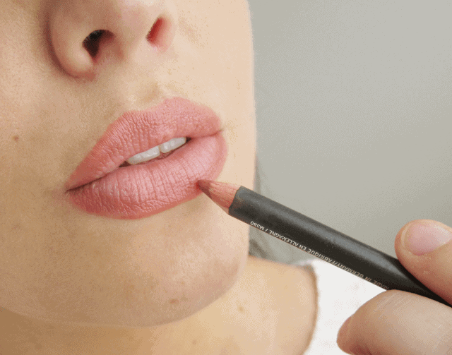 MAC Spice Lip Liner MAC Spice Lip Liner