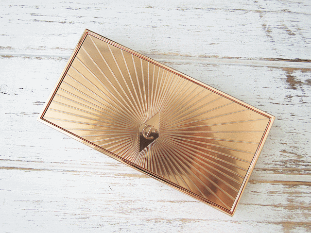 Charlotte Tilbury Filmstar Bronze and Glow and powder and sculpt brush review with swatches Charlotte Tilbury Filmstar Bronze and Glow and powder and sculpt brush review with swatches