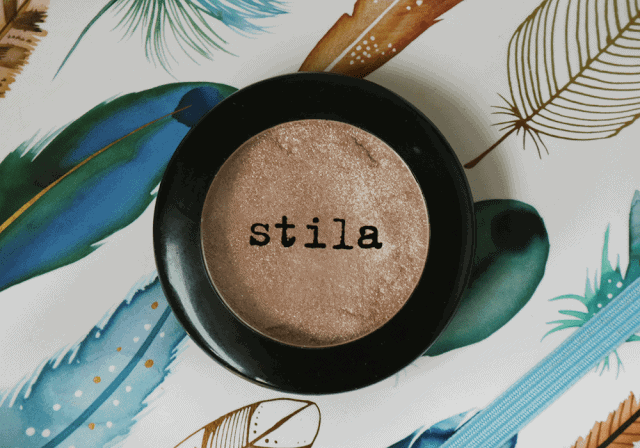 Stila Kitten Eyeshadow Swatch and Review Stila Kitten Eyeshadow Swatch and Review