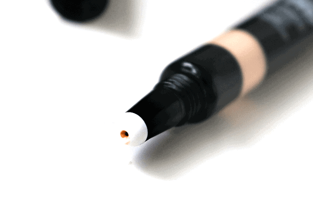 Make Up For Ever Ultra HD Concealer Swatch and Review Make Up For Ever Ultra HD Concealer Swatch and Review