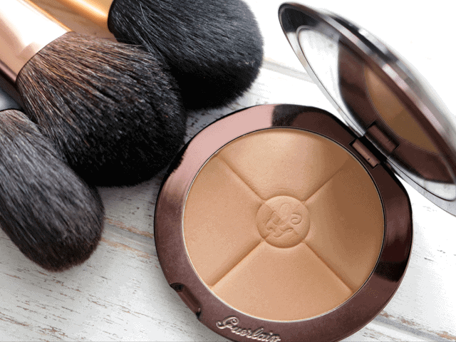 Guerlain Terracotta Bronzer 4 Seasons 03 Brunettes review and swatch Guerlain Terracotta Bronzer 4 Seasons 03 Brunettes review and swatch