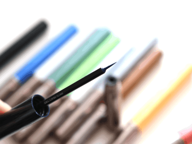 Urban Decay Razor Sharp Eyeliner Swatches and Review Urban Decay Razor Sharp Eyeliner Swatches and Review