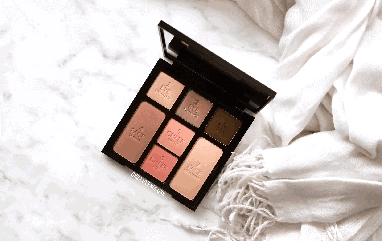 Charlotte Tilbury Instant Look In A Palette Review + Giveaway