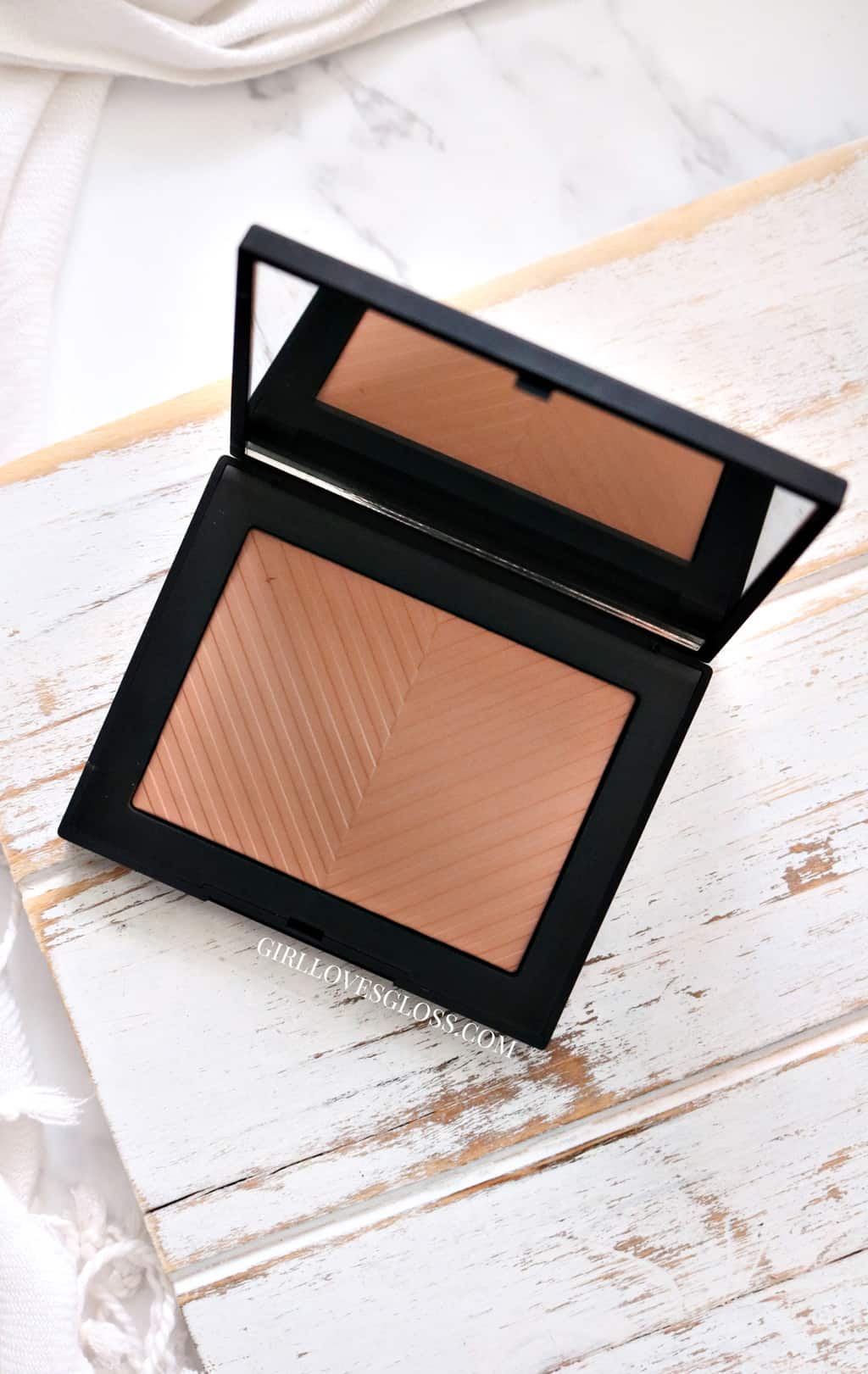 NARS Charlotte Gainsbourgh Sunwash Bronzer