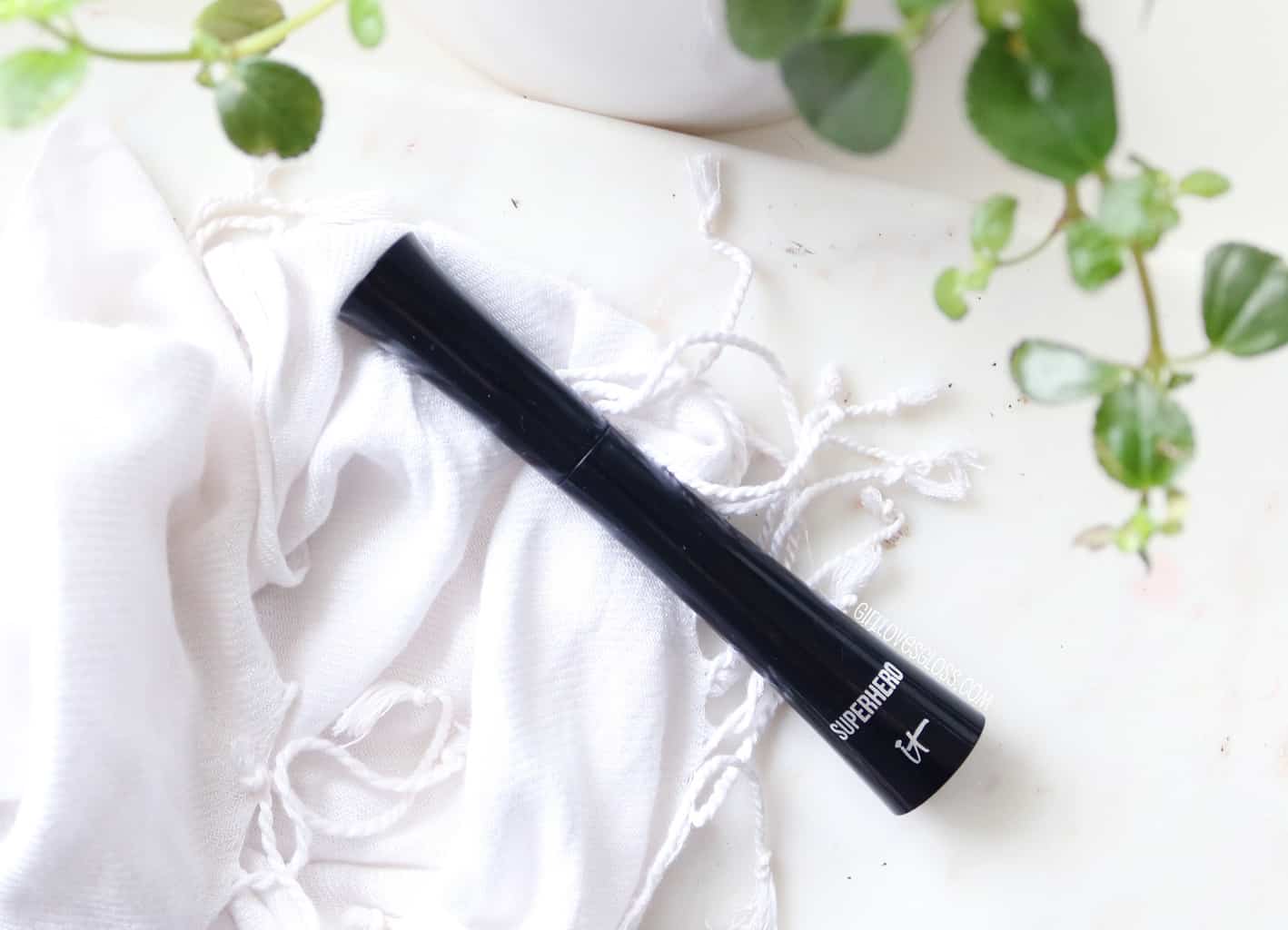 IT Cosmetics Superhero Mascara Review