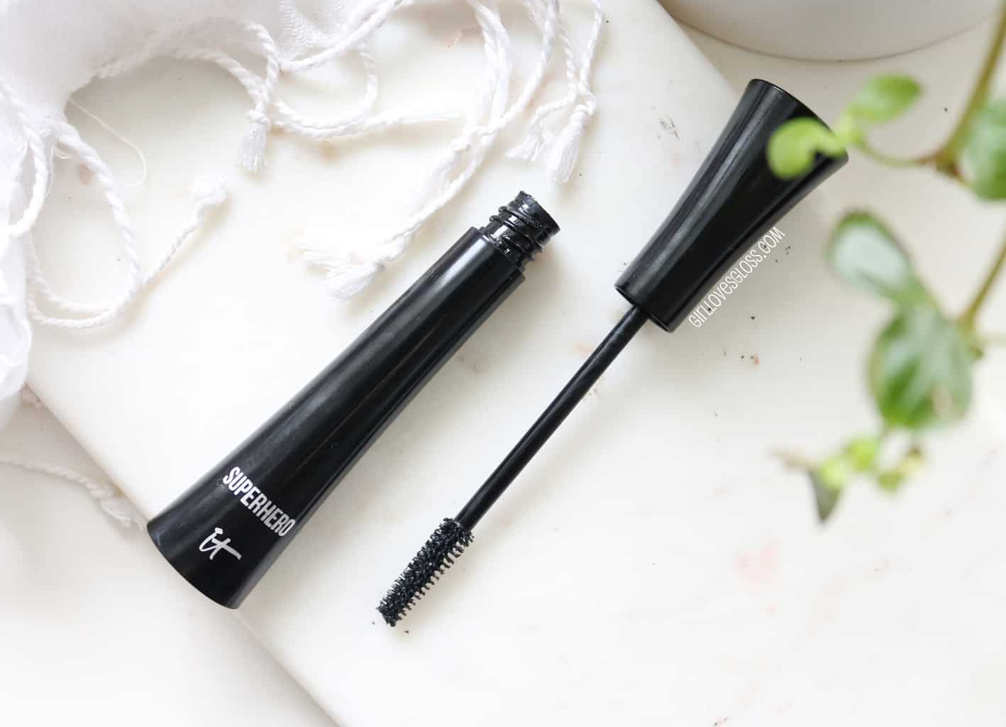 IT Cosmetics Superhero Mascara Review